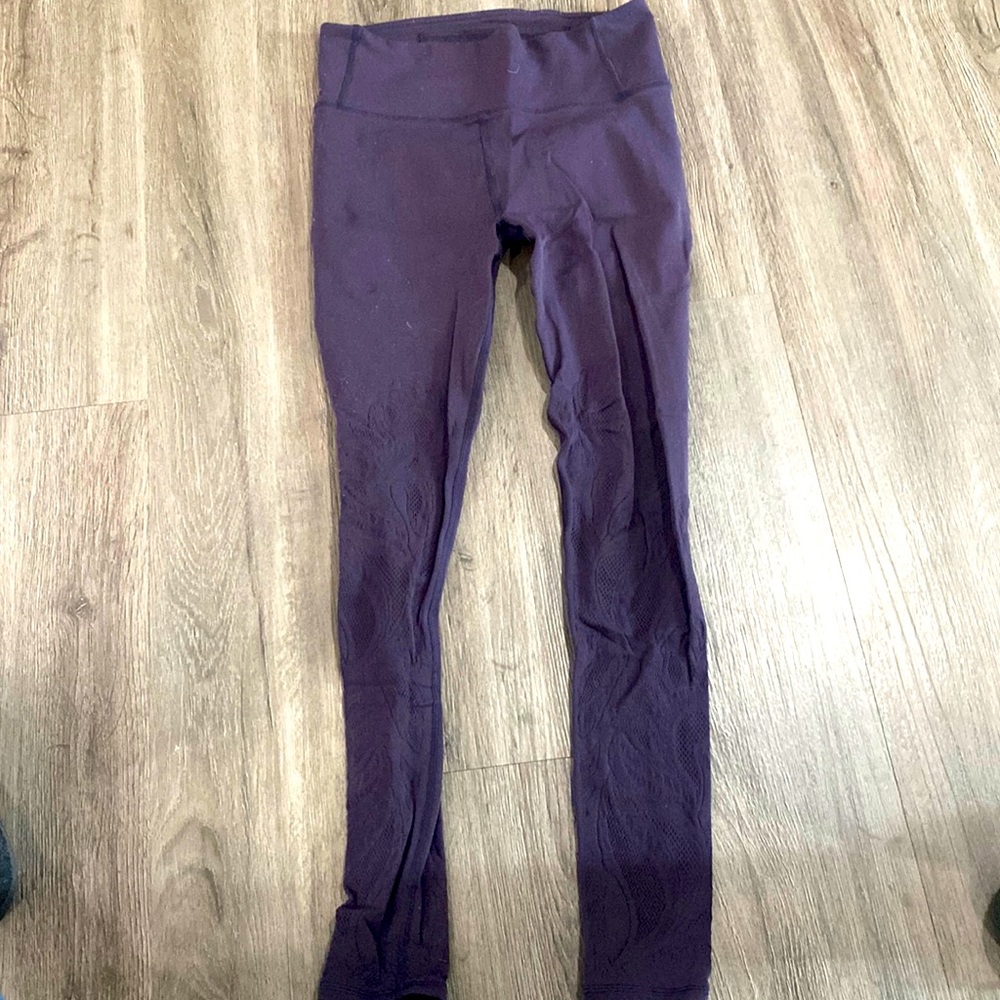 purple lululemon leggings with cutouts